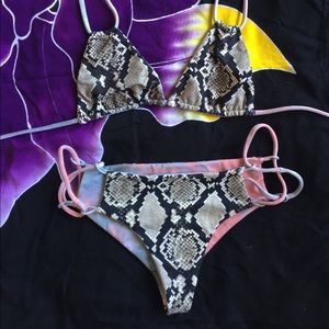 TRADED!!!  Indah Alexis Ren Set